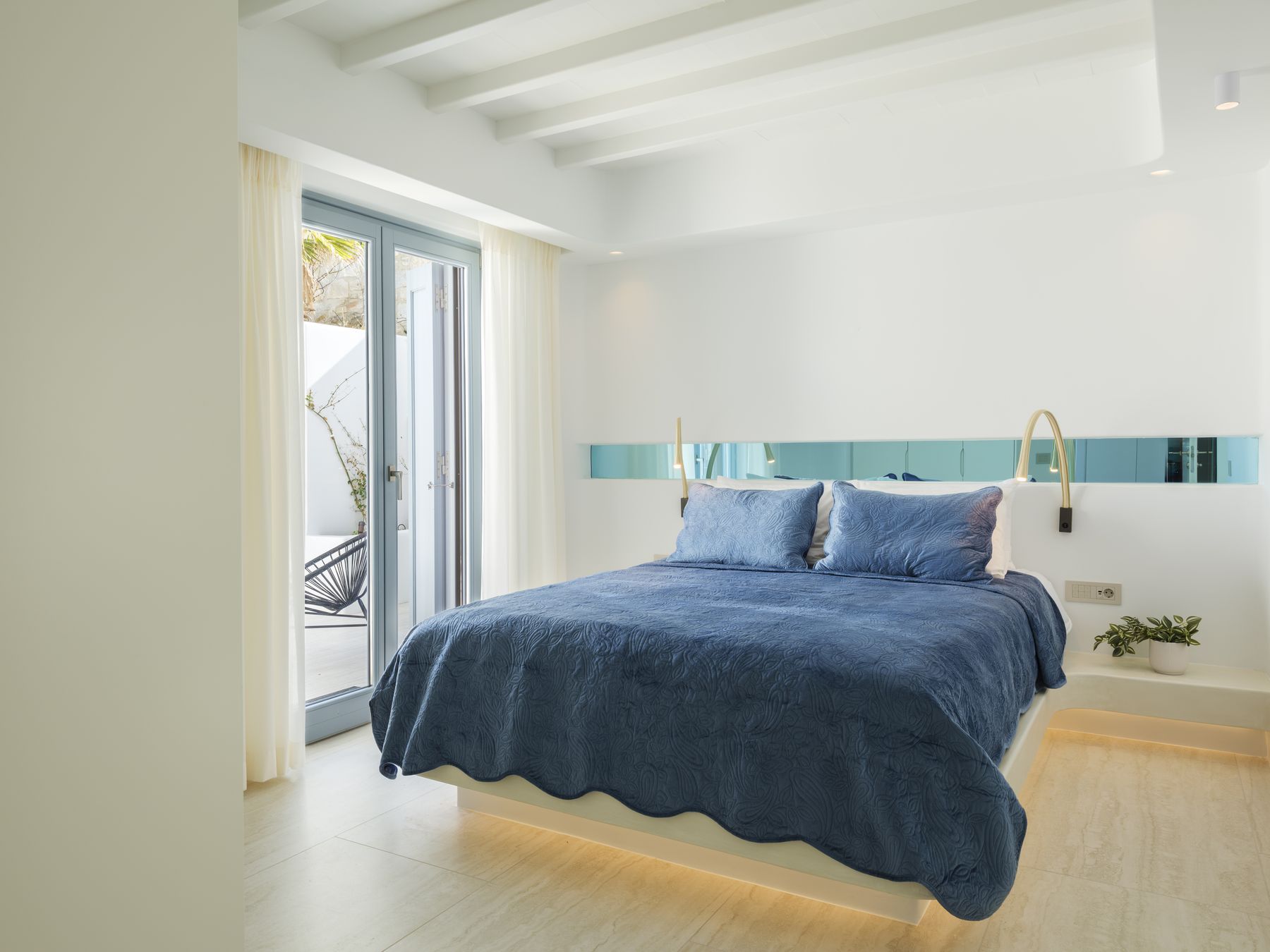 Bedroom with platform bed